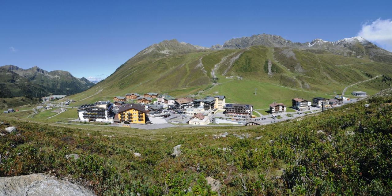 All-Suite Resort Kühtai Exteriör bild